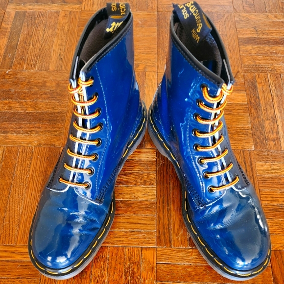 Made in England Doc Marten boots - Picture 1 of 9